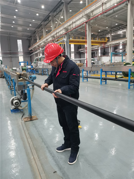 長通新曙光電纜35kV架空絕緣線試生產(chǎn)成功 長通新曙光電纜35kV架空絕緣線試生產(chǎn)成功