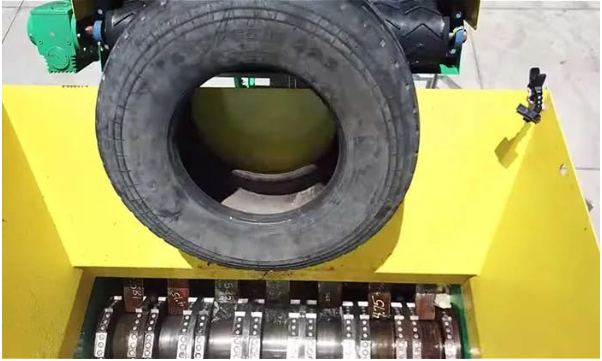 12.CM Shredders為美國東南局供應(yīng)全自動破碎機 12.CM Shredders為美國東南局供應(yīng)全自動破碎機