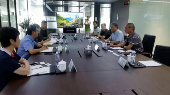 江蘇省紡織工程學會秘書長調研蘇州寶麗迪材料科技股份有限公司 江蘇省紡織工程學會秘書長調研蘇州寶麗迪材料科技股份有限公司