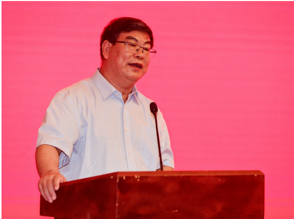 張洪民當(dāng)選為山東省橡膠行業(yè)協(xié)會(huì)新一屆會(huì)長(zhǎng)。
