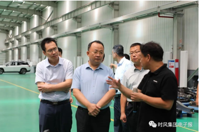 天潤工業(yè)主要生產(chǎn)曲軸、連桿，是中國制造業(yè)單項(xiàng)冠軍企業(yè)、中國鑄造行業(yè)單項(xiàng)冠軍企業(yè)