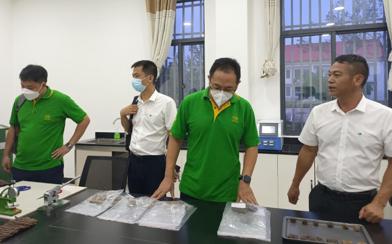 云墾云橡公司與廣墾橡膠集團座談 云墾云橡公司與廣墾橡膠集團座談