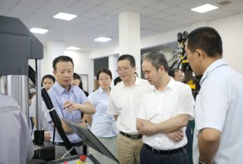 寧波市科技局黨組成員、副局長(zhǎng)陳善福蒞臨建新開展“三強(qiáng)三促”專項(xiàng)調(diào)研