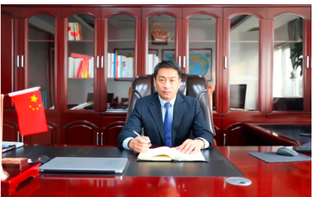 棗礦橡膠公司董事長、總經(jīng)理宋二華