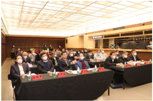 中國輪胎循環(huán)利用協(xié)會(huì)第九次會(huì)員代表大會(huì)暨九屆一次理事會(huì)議圓滿召開