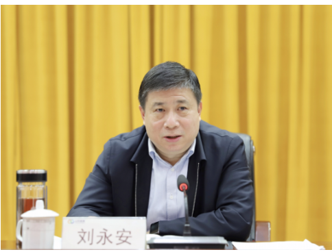 棗礦橡膠公司召開2023年工作會議暨2022年度總結(jié)表彰會議。