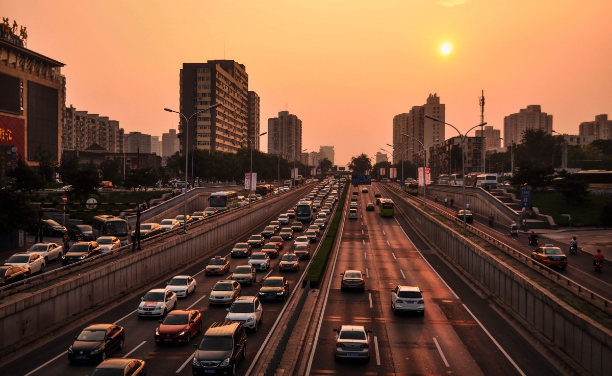 2022年2月中國(guó)市場(chǎng)汽車產(chǎn)銷環(huán)比、同比均呈明顯增長(zhǎng)