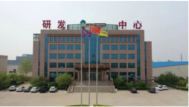 此外，據(jù)了解，廣饒縣加強(qiáng)了科技服務(wù)保障，通過全方位、多渠道了解企業(yè)創(chuàng)新發(fā)展現(xiàn)狀及存在問題，并為華盛橡膠集團(tuán)的該項(xiàng)目提供了一站式的全程跟蹤服務(wù)。