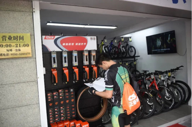 隨后，廈門速博自行車俱樂部與正新自行車胎福建省代理商簽約，達成合作協(xié)議。