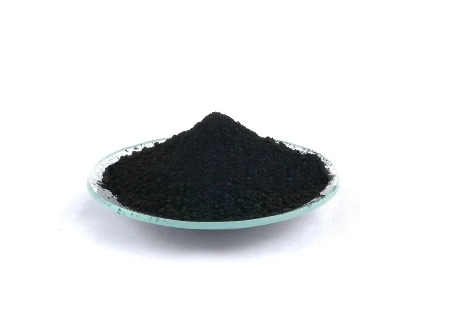 華泰證券近期發(fā)布的報(bào)告指出，導(dǎo)電炭黑作為鋰電池的重要輔材，其在新能源汽車領(lǐng)域的需求不斷增長(zhǎng)，因此其全球市場(chǎng)前景廣闊。預(yù)計(jì)到2027年，導(dǎo)電炭黑市場(chǎng)空間將達(dá)到約76億元。