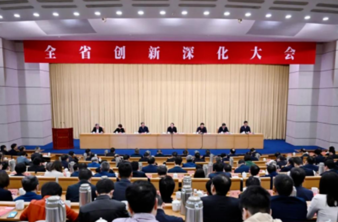 浙江雙箭橡膠股份有限公司的“工業(yè)物料低滾阻輸送材料制備關(guān)鍵技術(shù)及綠色智能輸送系統(tǒng)”項(xiàng)目榮獲2022年度浙江省科學(xué)技術(shù)進(jìn)步三等獎(jiǎng)，成為橡膠工業(yè)領(lǐng)域唯一獲獎(jiǎng)的企業(yè)。